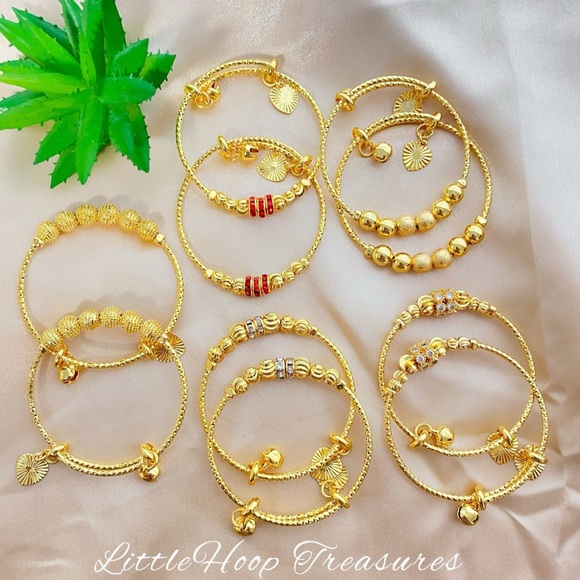 Baby gold bangles, toddler baby bracelet, bracelet for girl, gift for baby - Picture 7 of 7